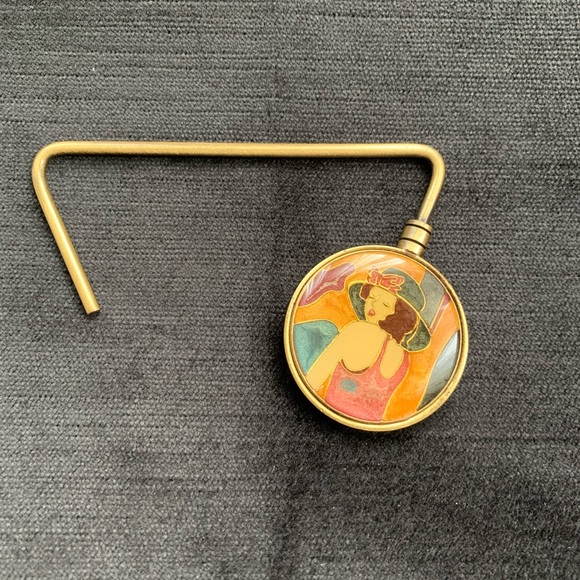 Purse hanger - Picture 1 of 3